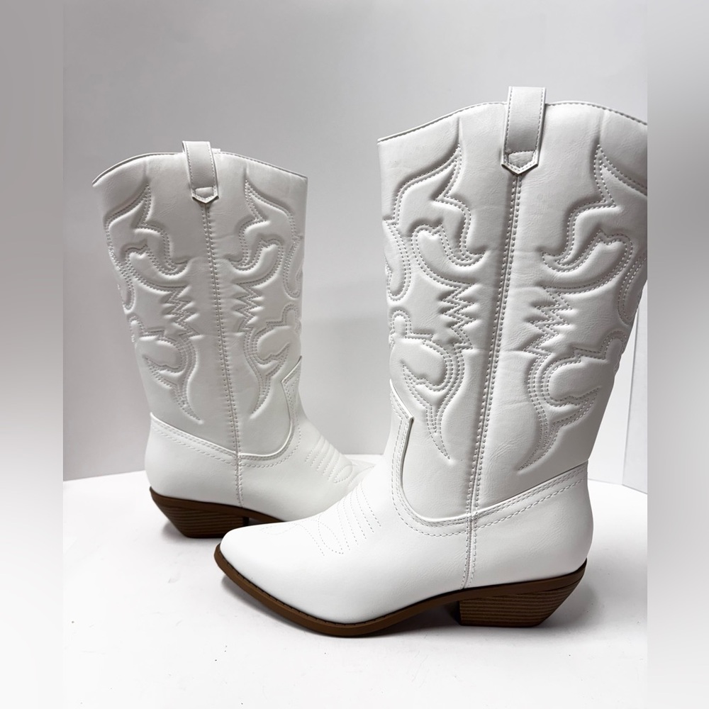Soda Women’s Cowboy Boot, Reno, White, Size 9 - Like New